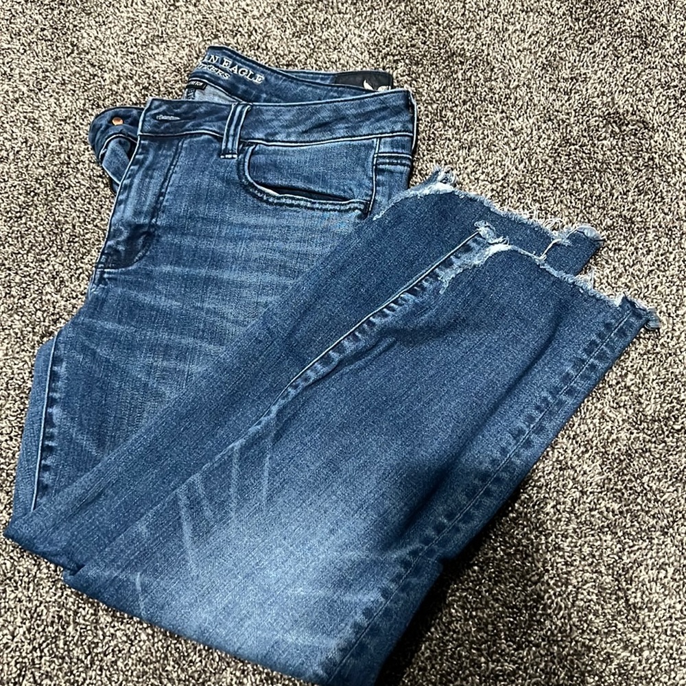 American Eagle jegging crop